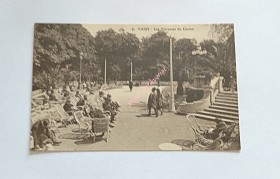 VICHY . Les Terrases du Casino (11)