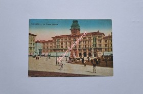 TRIESTE - La Piazza Grande