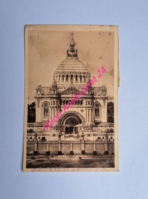 LA BASILIQUE DE LISIEUX - FACADE ET DOME