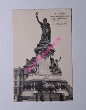 PARIS - Statue de la Republique (91)